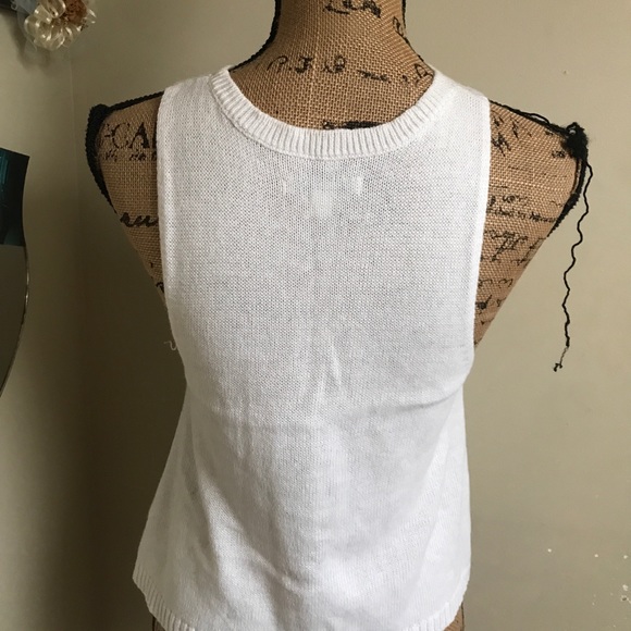 American Eagle white sweater tank top size XS - Picture 2 of 3